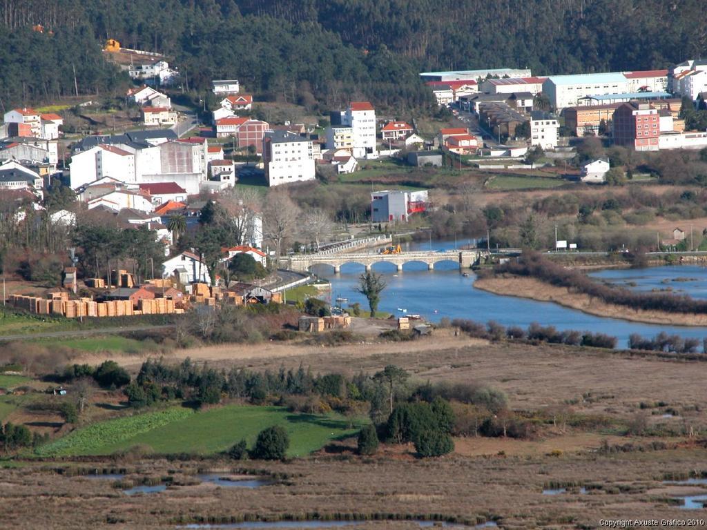 Ponteceso Pension Teyma מראה חיצוני תמונה